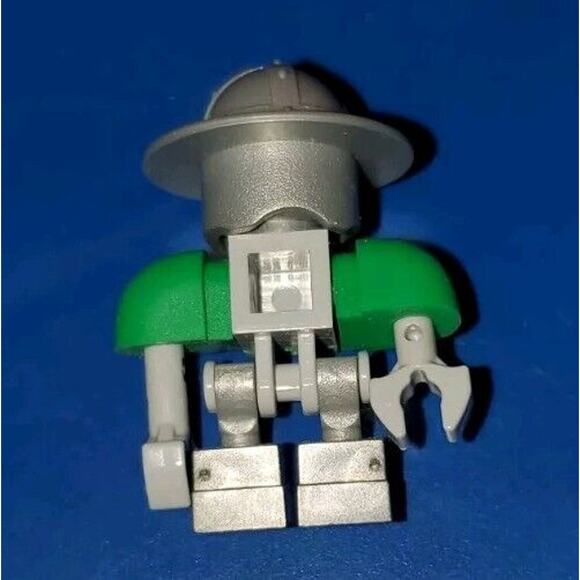 Lego Mini Figure Nexo Knights Aaron Bot Green Set #70355 Figure Only - Picture 2 of 8